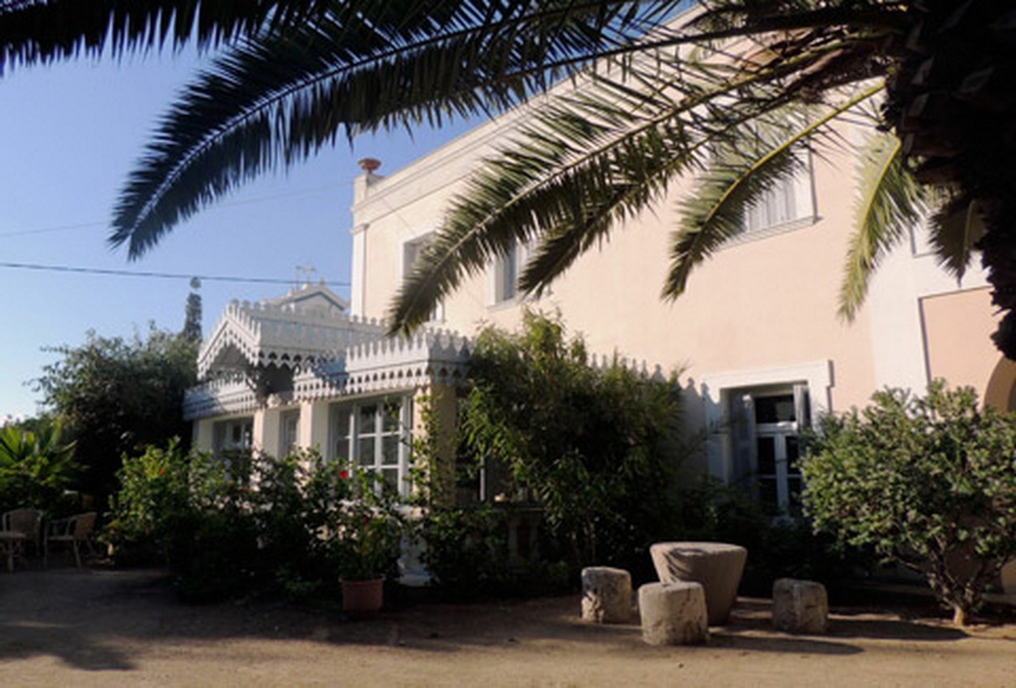 Aristocratic 19Th Century Neo Classical Mansion With Private Pool Finikas  Exterior photo